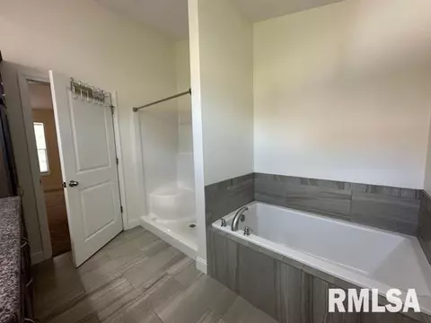 2000 West Rd, Springfield, IL 62711 photo 13
