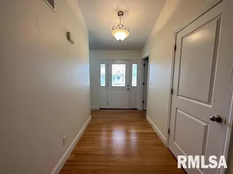 2000 West Rd, Springfield, IL 62711 photo 3