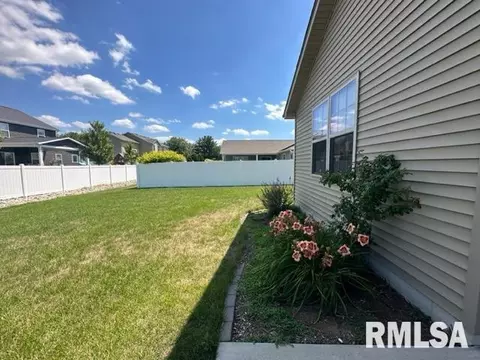 2000 West Rd, Springfield, IL 62711 photo 22