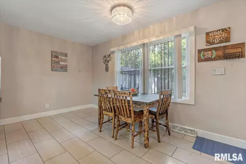 2616 Selkirk Rd, Springfield, IL 62702 photo 8