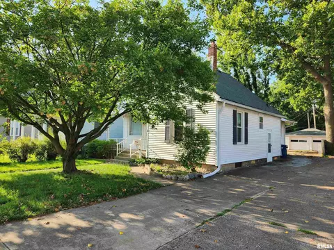 906 W Calhoun St, Springfield, IL 62702