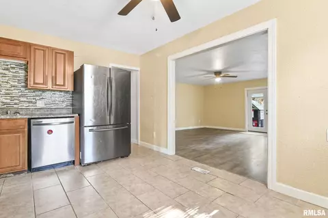 2241 Dunwich, Springfield, IL 62702 photo 13
