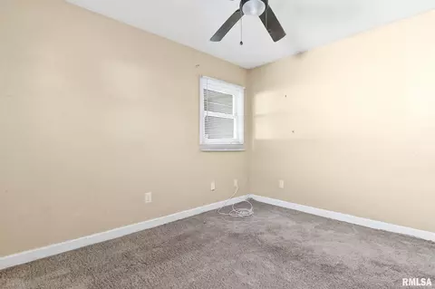 2241 Dunwich, Springfield, IL 62702 photo 21
