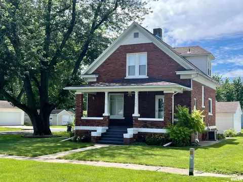1308 Florence Ave, Galesburg, IL 61401