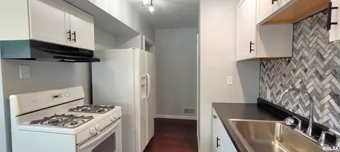 2216 S Pasfield St, Springfield, IL 62704 photo 20
