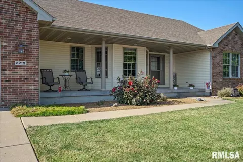 5213 Crane Dr, Springfield, IL 62711 photo 3