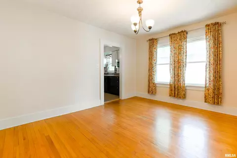 2013 S Pasfield St, Springfield, IL 62704 photo 12