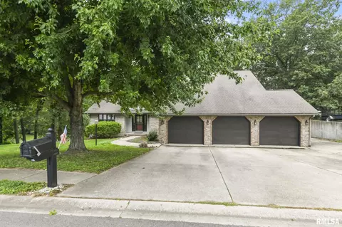 6 Hickory Hills Dr, Springfield, IL 62707 photo 3