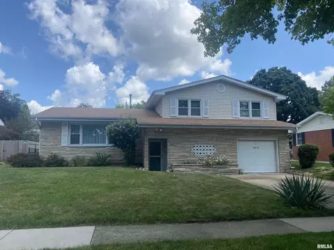 2405 Parkview Dr, Springfield, IL 62704 photo 3
