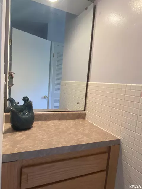 2405 Parkview Dr, Springfield, IL 62704 photo 7