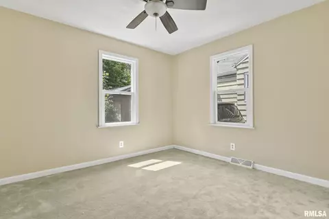 2217 S 13th St, Springfield, IL 62703 photo 12