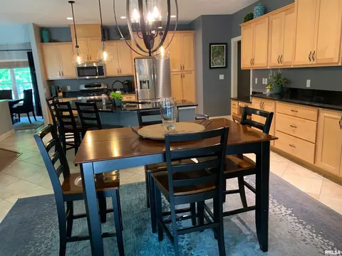 2009 Providence Ln, Springfield, IL 62711 photo 4