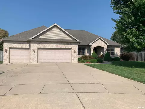 2009 Providence Ln, Springfield, IL 62711