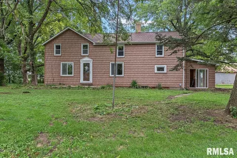 8810 Buckhart Rd, Rochester, IL 62563