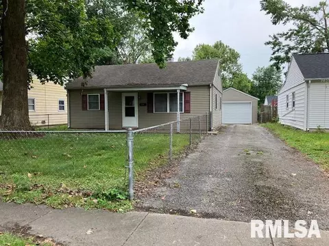 1653 N 20th St, Springfield, IL 62702 photo 2
