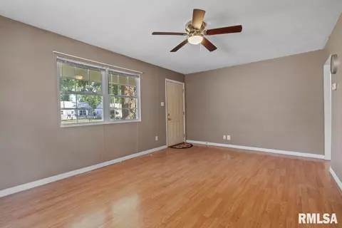 1653 N 20th St, Springfield, IL 62702 photo 10