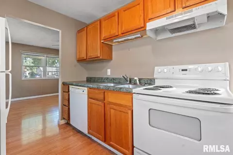 1653 N 20th St, Springfield, IL 62702 photo 12