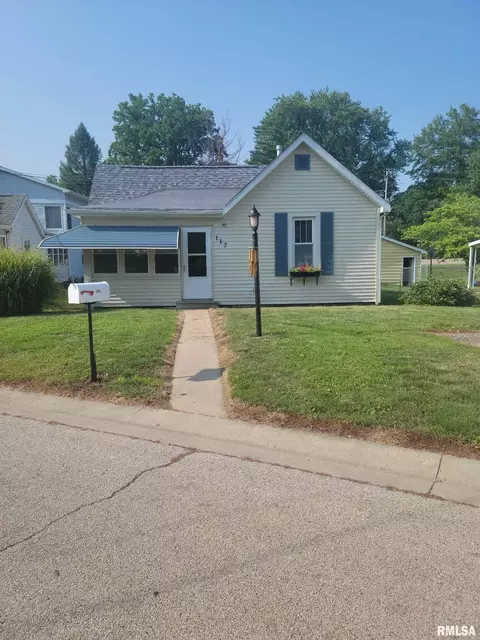 117 North St, Sherman, IL 62684
