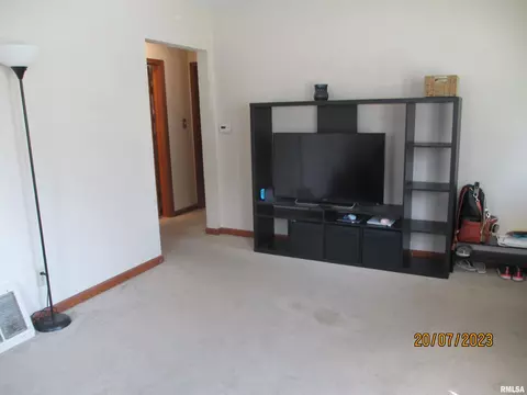 2937 S 5th St, Springfield, IL 62703 photo 3