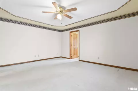 1424 James St, Springfield, IL 62703 photo 14