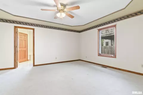 1424 James St, Springfield, IL 62703 photo 17