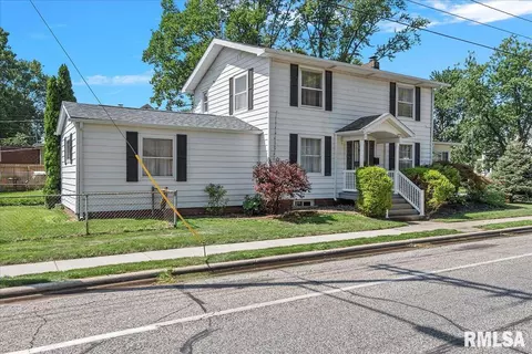 1700 Lowell Ave, Springfield, IL 62704 photo 3
