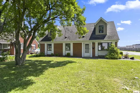 3034 Fillmore St, Springfield, IL 62704