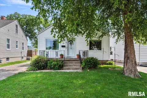 1640 W Adams St, Springfield, IL 62704 photo 2