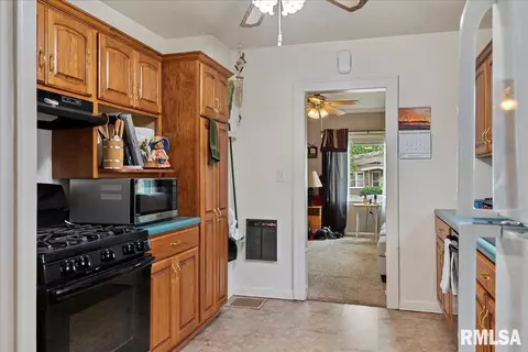1640 W Adams St, Springfield, IL 62704 photo 10
