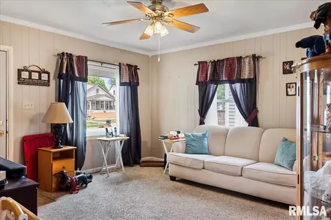 1640 W Adams St, Springfield, IL 62704 photo 5
