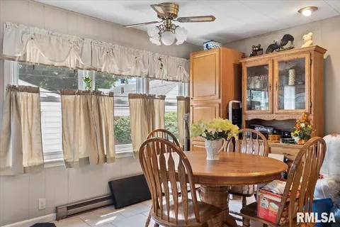1640 W Adams St, Springfield, IL 62704 photo 11