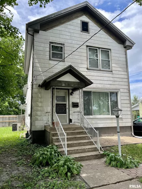 80 S Whitesboro St, Galesburg, IL 61401