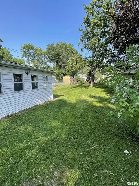 1922 N 9th St, Springfield, IL 62702 photo 5
