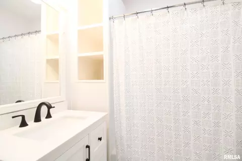 1604 W Washington St, Springfield, IL 62702 photo 10