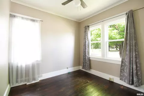 1604 W Washington St, Springfield, IL 62702 photo 11