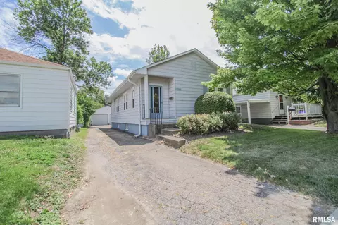 1604 W Washington St, Springfield, IL 62702