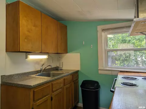 1312 Walnut St, Springfield, IL 62704 photo 19