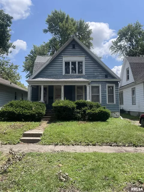 1904 S Spring St, Springfield, IL 62704
