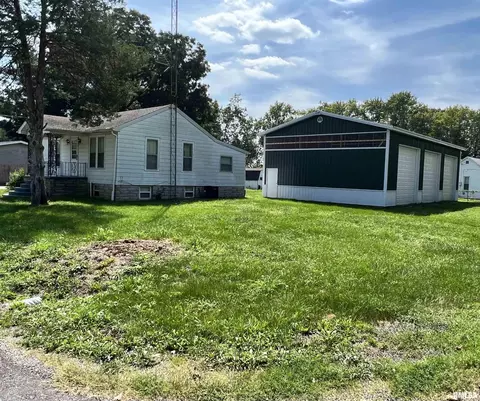 812 N Williams St, Athens, IL 62613 photo 1