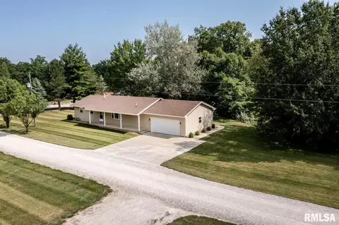 1166 Burton Hts, Quincy, IL 62305