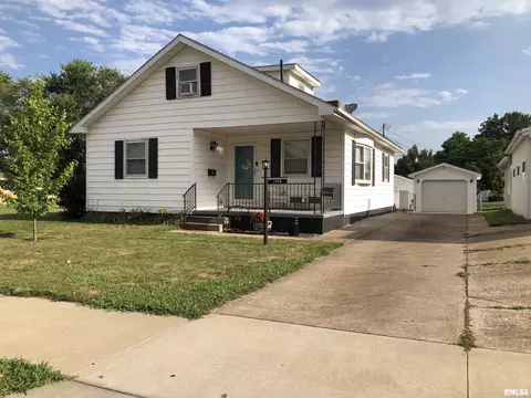 1305 Spruce St, Quincy, IL 62301