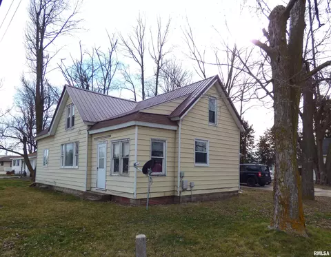 416 E Union St, Mount Sterling, IL 62353