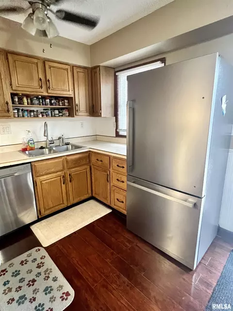 2241 Eleanor Ave, Springfield, IL 62702 photo 11