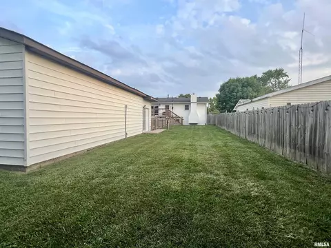 2241 Eleanor Ave, Springfield, IL 62702 photo 39