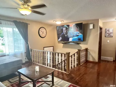 2241 Eleanor Ave, Springfield, IL 62702 photo 7