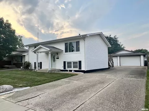 2241 Eleanor Ave, Springfield, IL 62702 photo 3