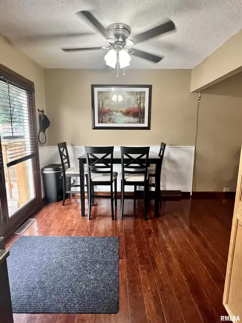 2241 Eleanor Ave, Springfield, IL 62702 photo 12
