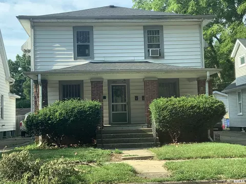 1424 W Edwards St, Springfield, IL 62704