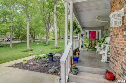 6830 S Stephenson Ln, Springfield, IL 62707 photo 8