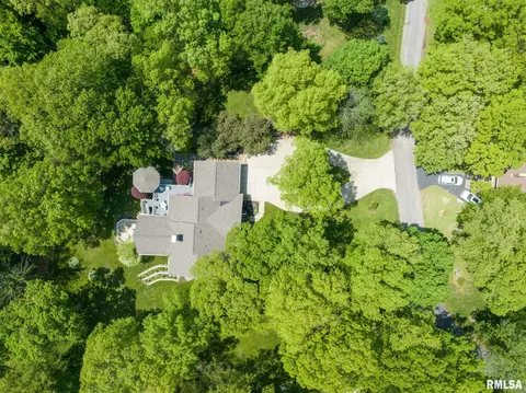 6830 S Stephenson Ln, Springfield, IL 62707 photo 10